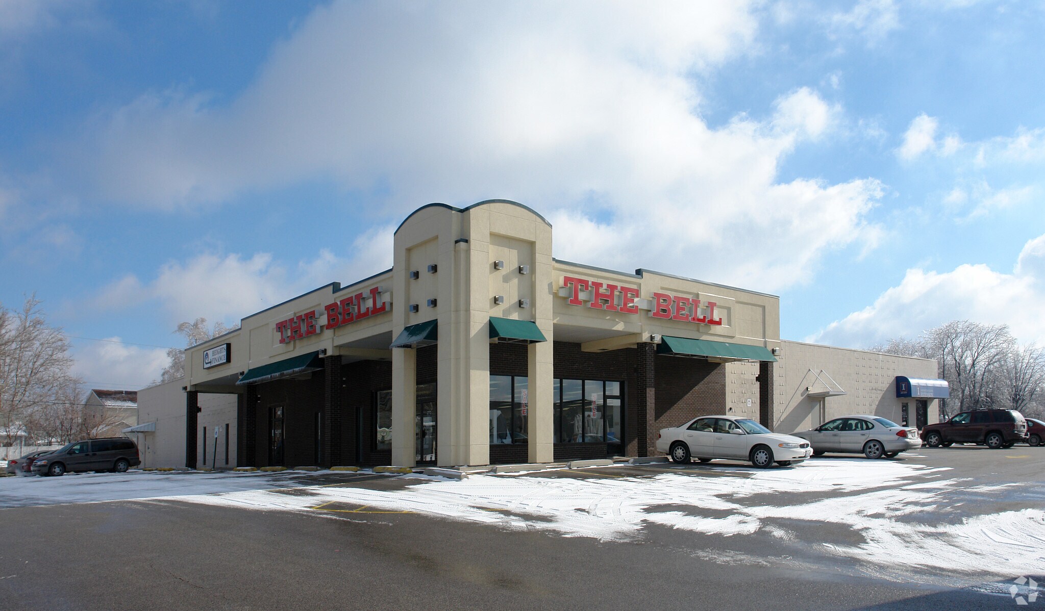 4812 N Sheridan Rd, Peoria, IL for sale Primary Photo- Image 1 of 1