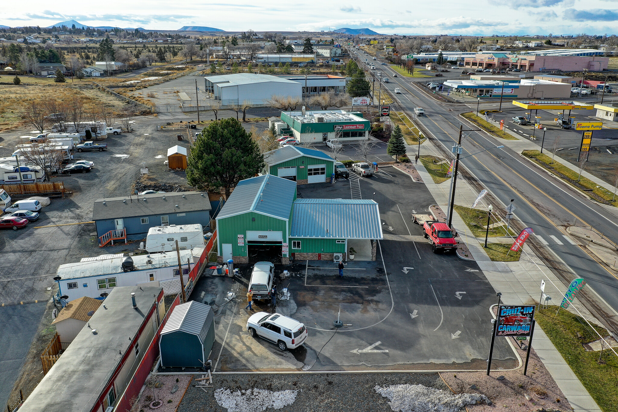 1225 SW Highway 97, Madras, OR for sale Aerial- Image 1 of 27