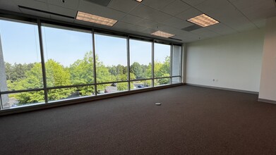 1745 N Brown Rd, Lawrenceville, GA for lease Interior Photo- Image 1 of 3