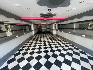 More details for 12-14 Market Sq, Leighton Buzzard - Retail for Lease