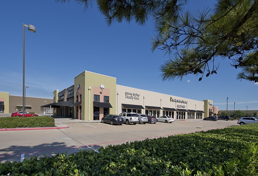 12000-12008 Shadow Creek Pky, Pearland, TX for lease - Building Photo - Image 3 of 6