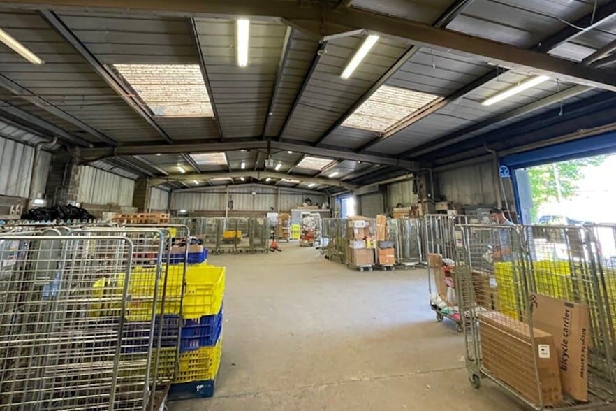 Sherdley Rd, Preston for lease - Interior Photo - Image 3 of 3