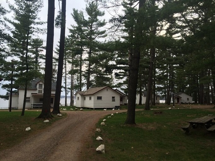 804 26th St, Chetek, WI for sale - Primary Photo - Image 1 of 1