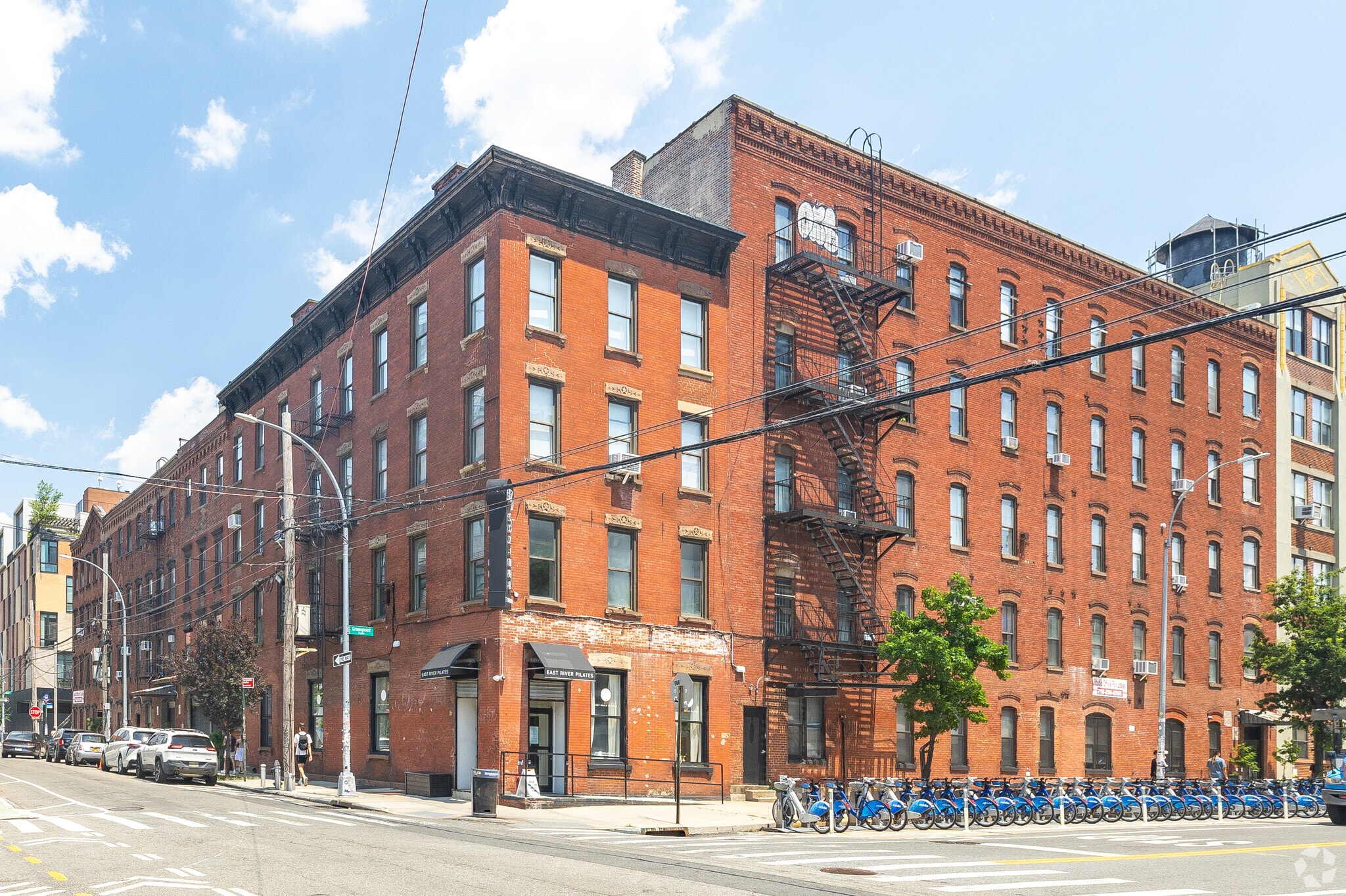 37 Greenpoint Ave, Brooklyn, NY for lease Building Photo- Image 1 of 11