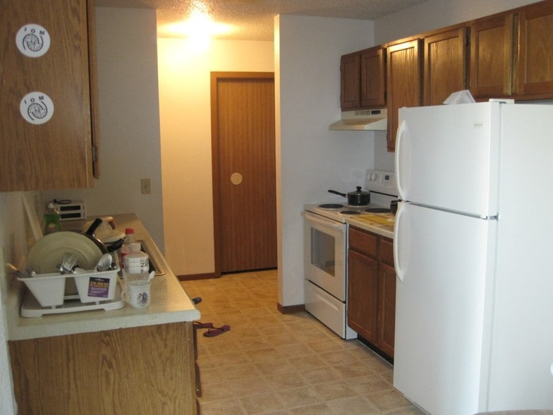 901-909 N Cleveland Ave, Sioux Falls, SD for sale - Interior Photo - Image 3 of 15