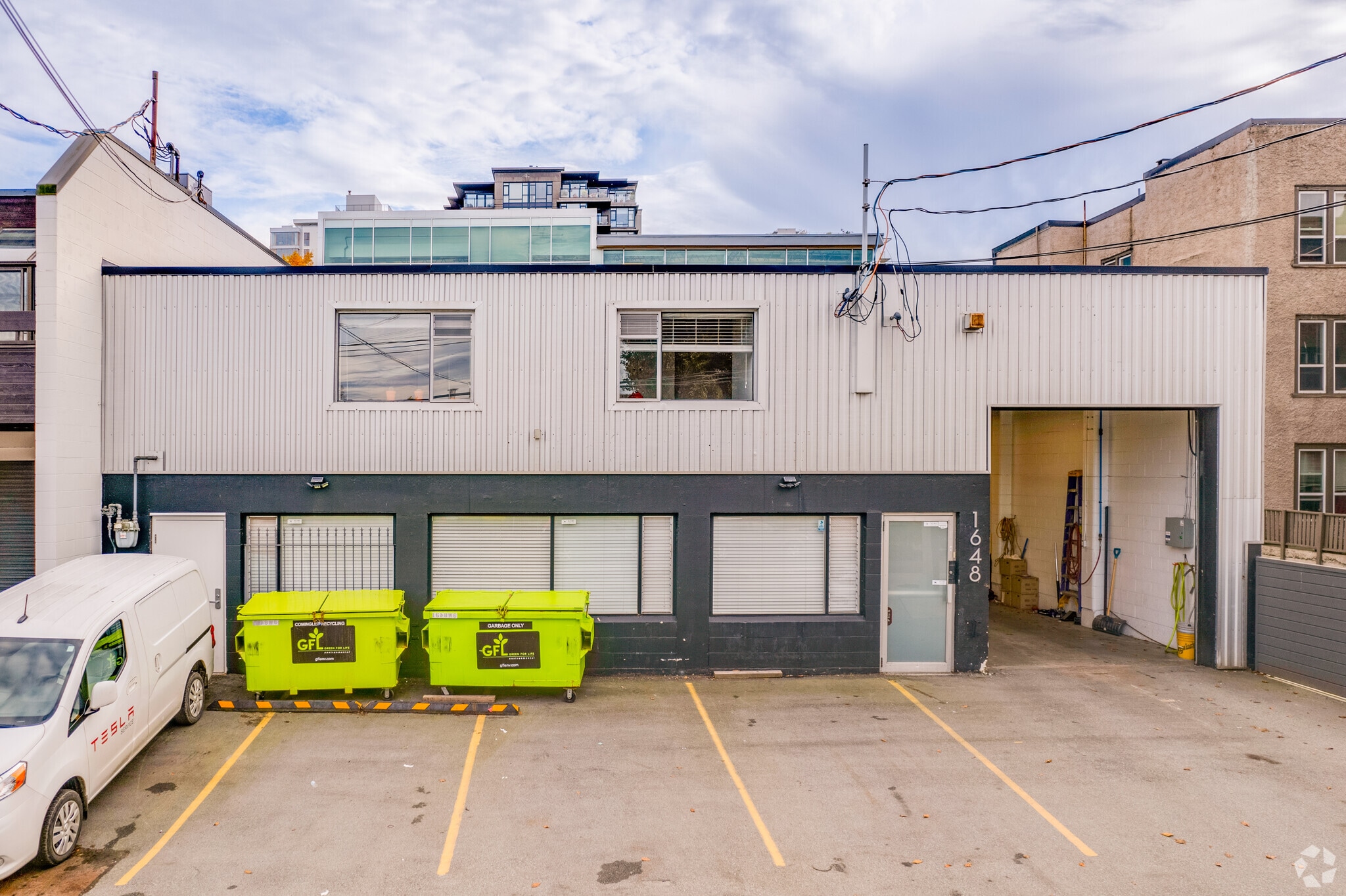1648 W 6th Ave, Vancouver, BC for lease Building Photo- Image 1 of 8