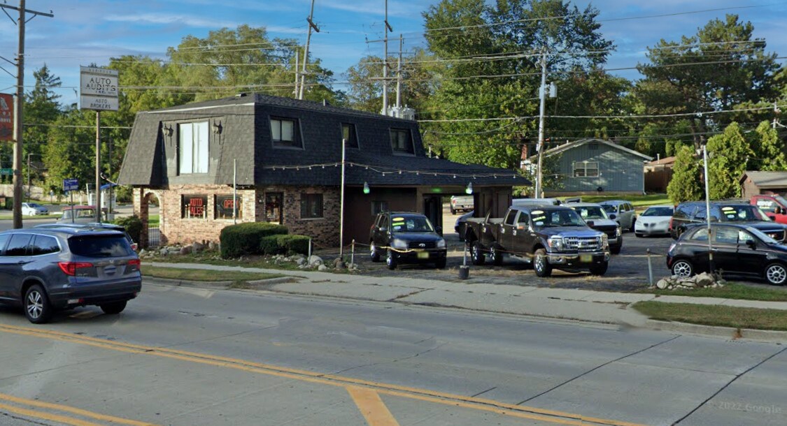 670 Northwest Hwy, Fox River Grove, IL for lease Primary Photo- Image 1 of 10