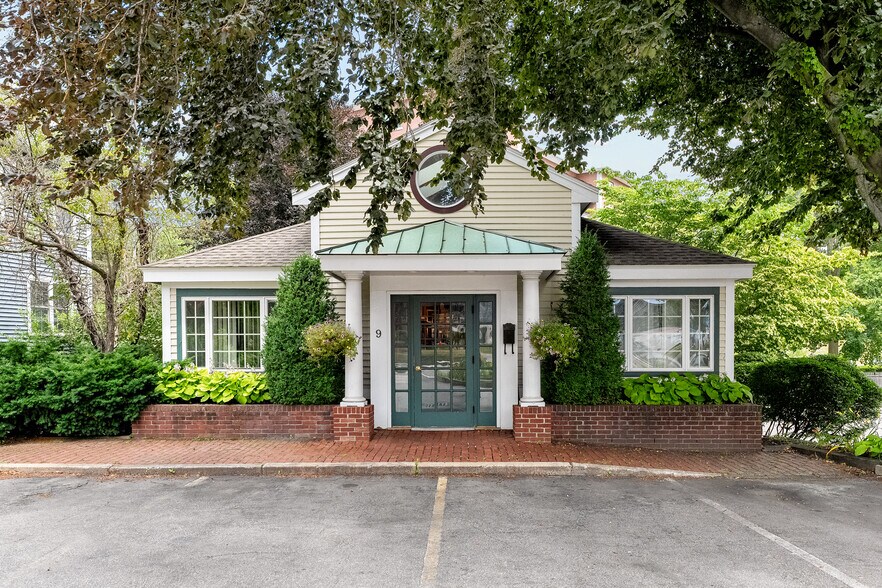 9 Chestnut St, Arlington, MA for sale - Building Photo - Image 1 of 1