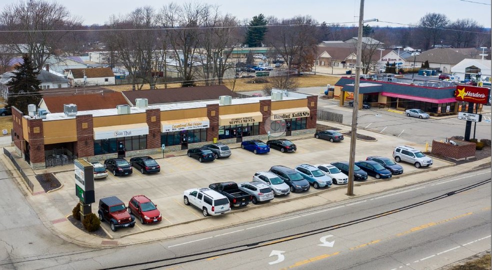 325 N Main St, Chatham, IL for sale - Building Photo - Image 1 of 1