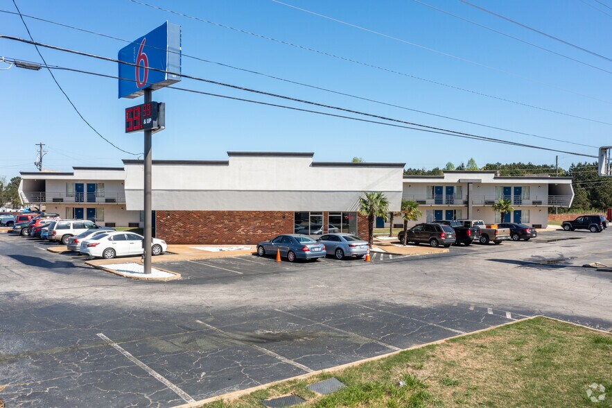 688 Highway 155 S, McDonough, GA for sale - Primary Photo - Image 1 of 1