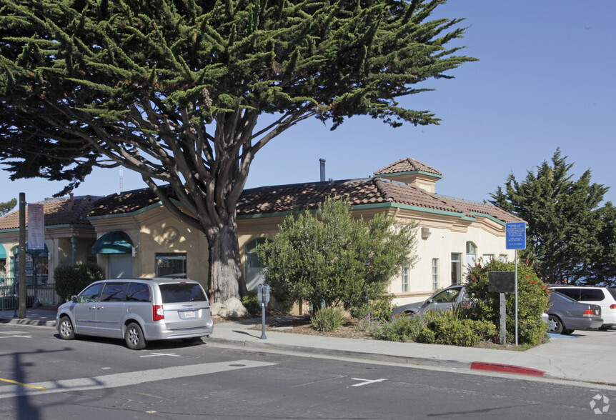 550 Wave St, Monterey, CA for lease - Building Photo - Image 2 of 8