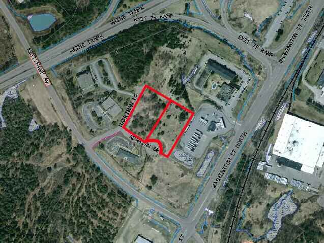 12 Adamian Dr, Auburn, ME for sale - Primary Photo - Image 1 of 1