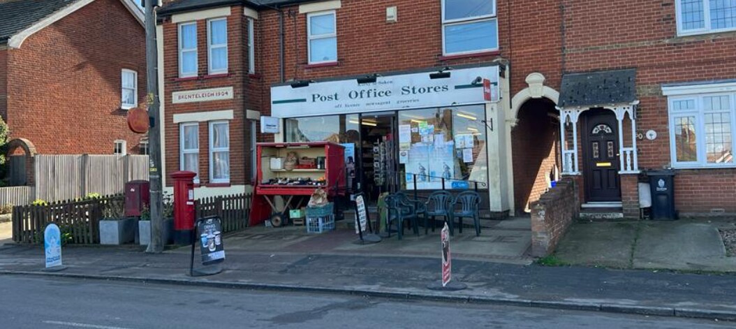 62 Walton Rd, Frinton On Sea for sale Primary Photo- Image 1 of 1