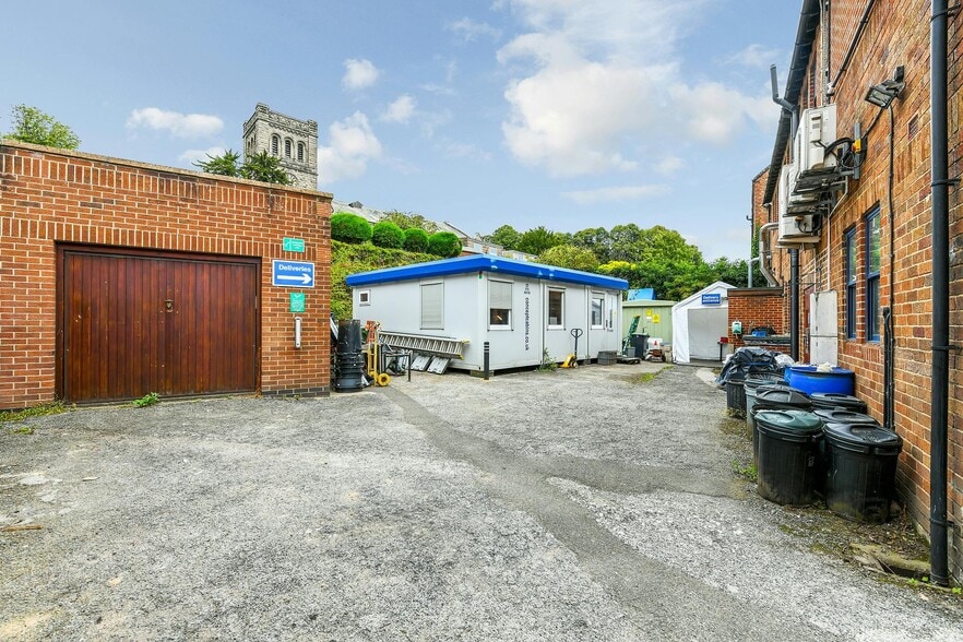 1 King St, Ashbourne for sale - Building Photo - Image 3 of 10