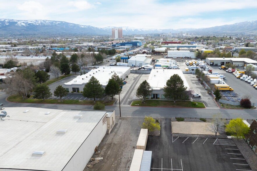 1320 Freeport Blvd, Sparks, NV for lease - Building Photo - Image 3 of 28