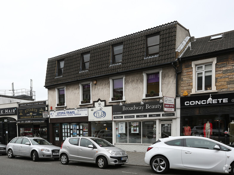 74-76 The Broadway, Leigh On Sea for lease - Building Photo - Image 2 of 3