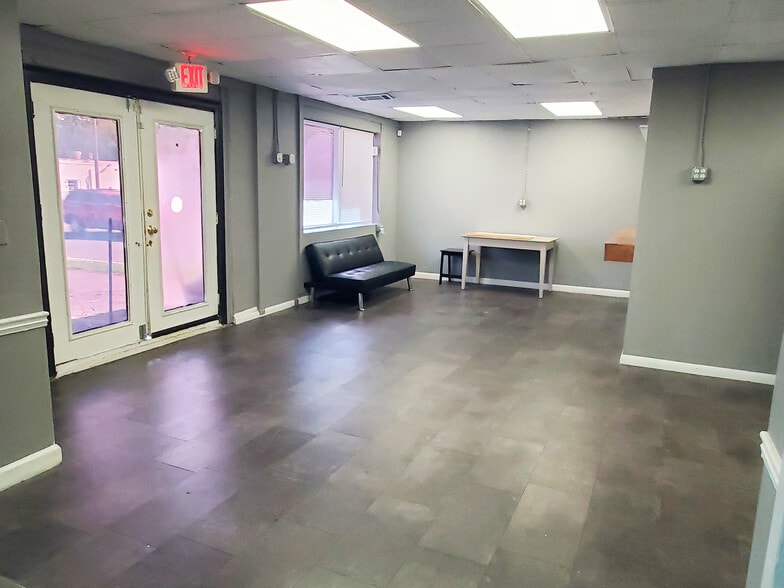 1400 Shorter Ave NW, Rome, GA for sale - Building Photo - Image 3 of 17