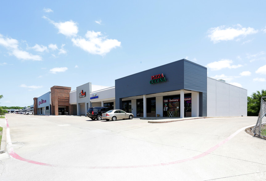 1107-1208 Ridge Rd, Rockwall, TX for lease - Building Photo - Image 1 of 17