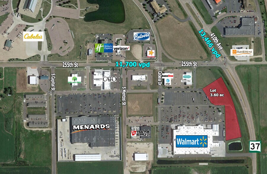 1101 E Spruce St, Mitchell, SD for sale - Aerial - Image 1 of 1