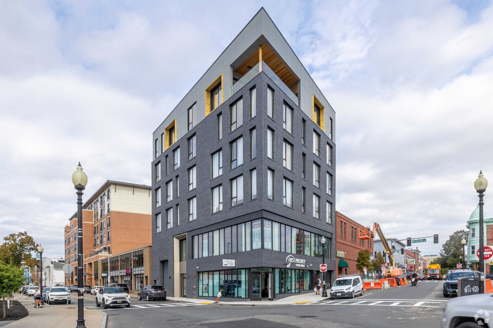 215 Border St, East Boston, MA for sale Primary Photo- Image 1 of 1