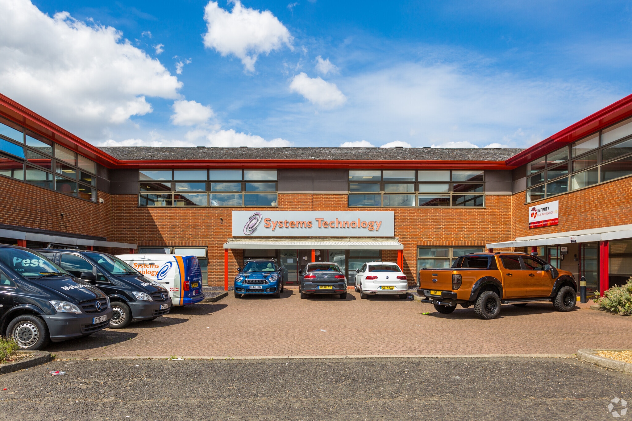 Sir Thomas Longley Rd, Rochester for sale Primary Photo- Image 1 of 1