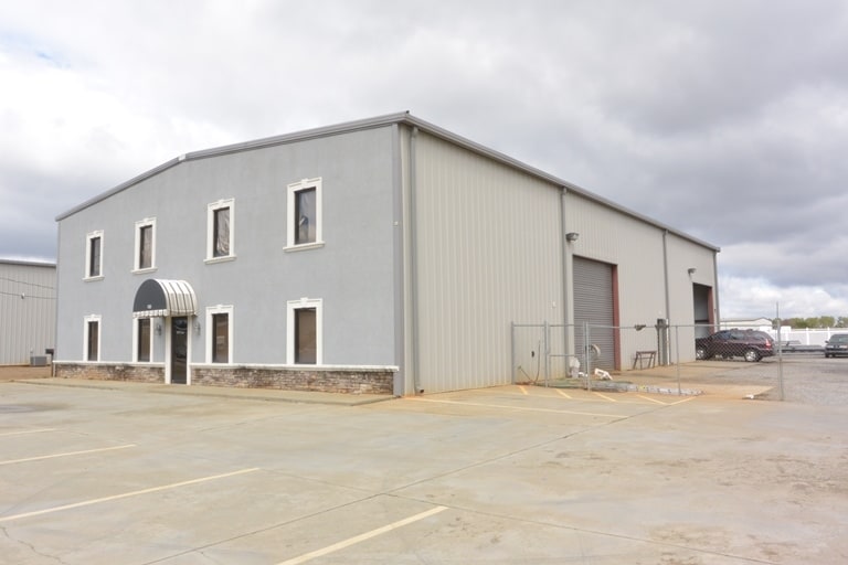 103 Industrial Way, Byron, GA for sale Primary Photo- Image 1 of 1