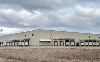 2253 Air Park Rd, Rhinelander WI - Warehouse