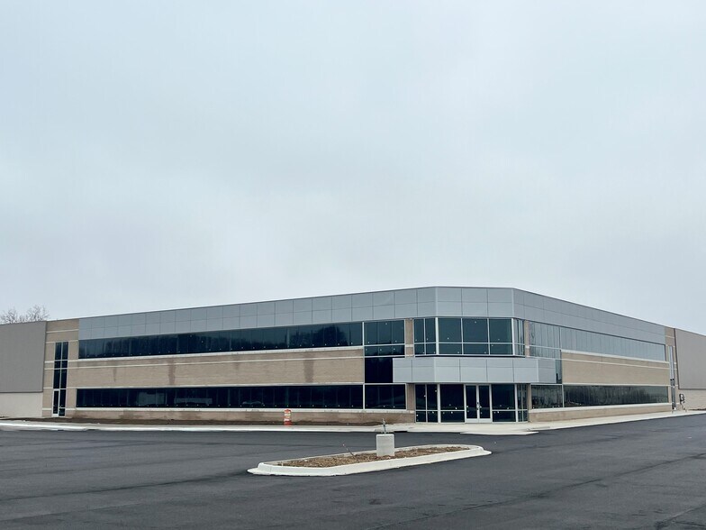 55285 Lyon Industrial Dr, New Hudson, MI 48165 2021