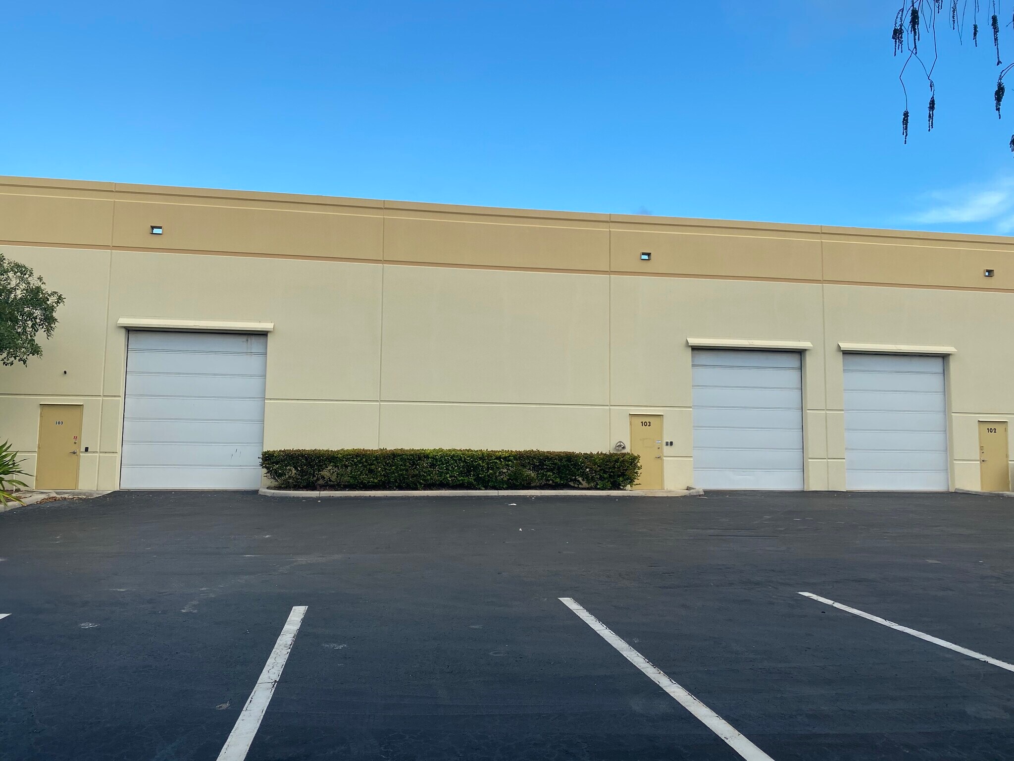 1371 W Newport Center Dr, Deerfield Beach, FL 33442 Newport Center