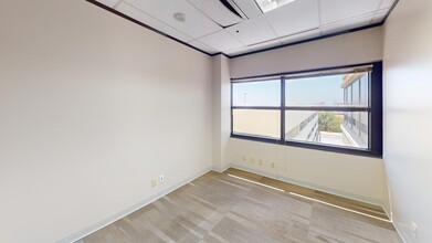 16414 San Pedro Ave, San Antonio, TX for lease Interior Photo- Image 2 of 7