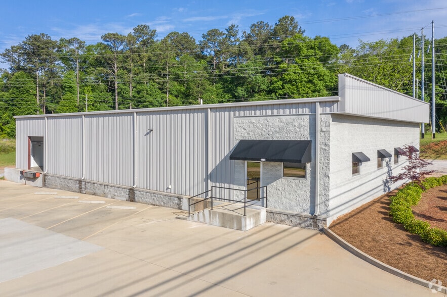 1600 Hamilton Rd, Lagrange, GA 30241