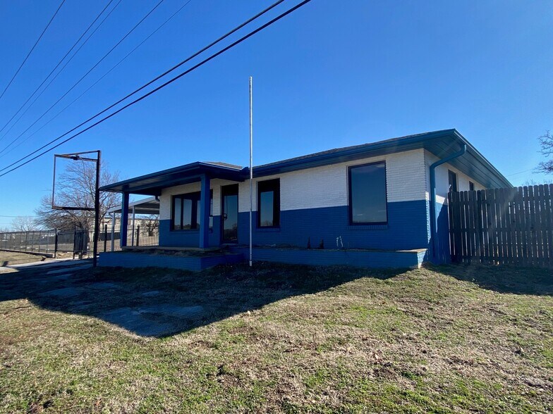 8575 State Highway 66, Tulsa, OK for sale - Building Photo - Image 1 of 1