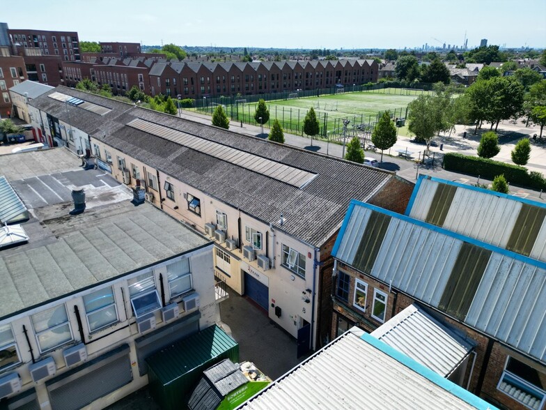 Queensway, Enfield for sale - Building Photo - Image 2 of 3