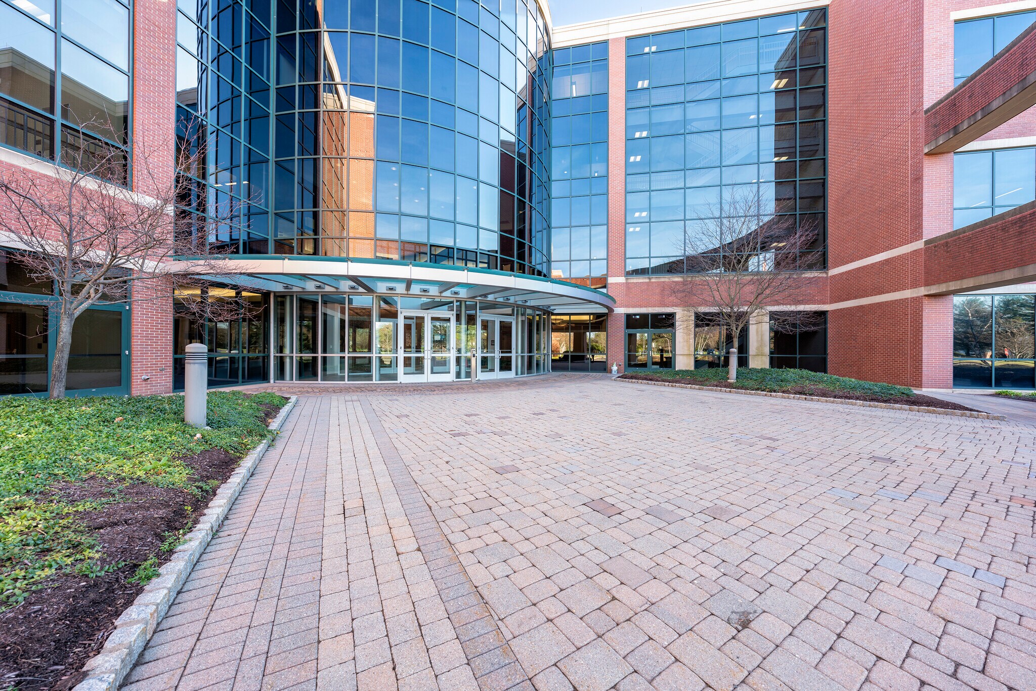 1 Griffin Rd N, Windsor, CT 06095 Office for Sale