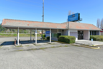 1700 SE Mile Hill Dr, Port Orchard, WA for lease Building Photo- Image 2 of 9