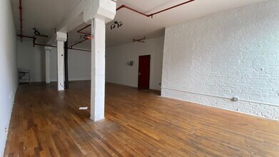 333 Scholes St, Brooklyn, NY for lease Building Photo- Image 1 of 6