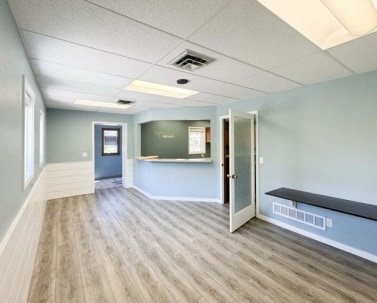 1204 Fond du Lac Ave, Kewaskum, WI for lease Interior Photo- Image 1 of 8