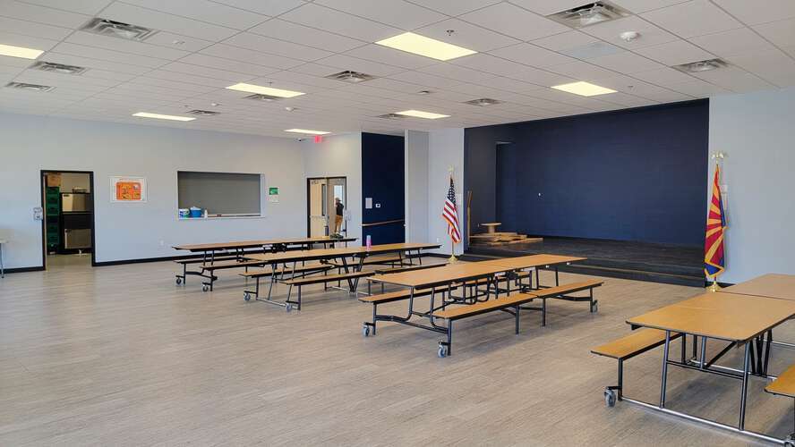 44111 N 43rd Ave, Phoenix, AZ for sale - Interior Photo - Image 3 of 14