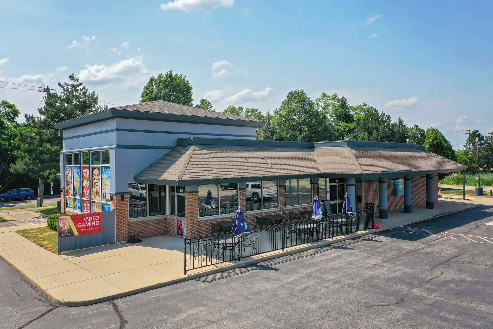 1440 Grand Ave, Lindenhurst, IL for sale Building Photo- Image 1 of 25