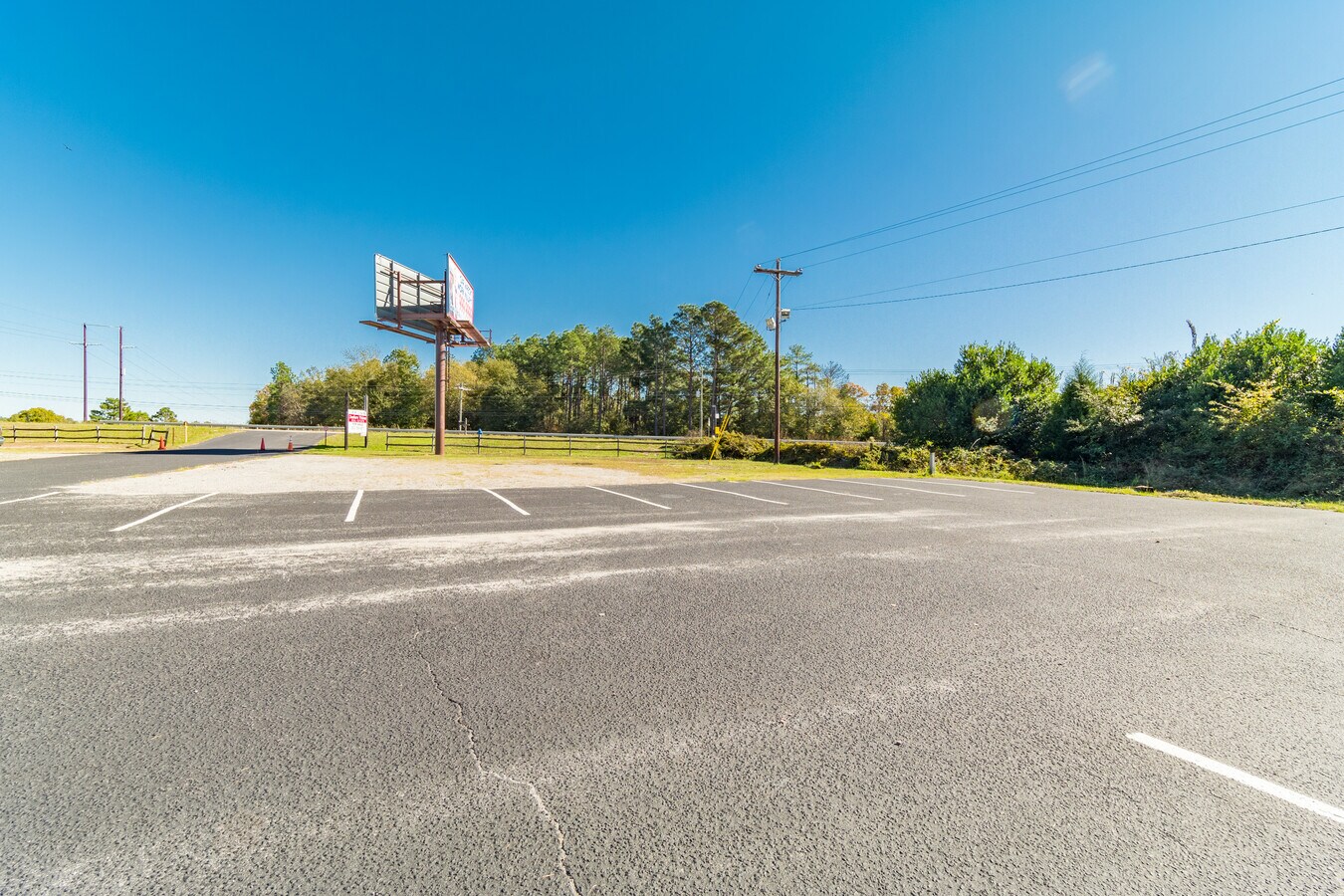 1156 S Lake Dr, Lexington, SC 29073