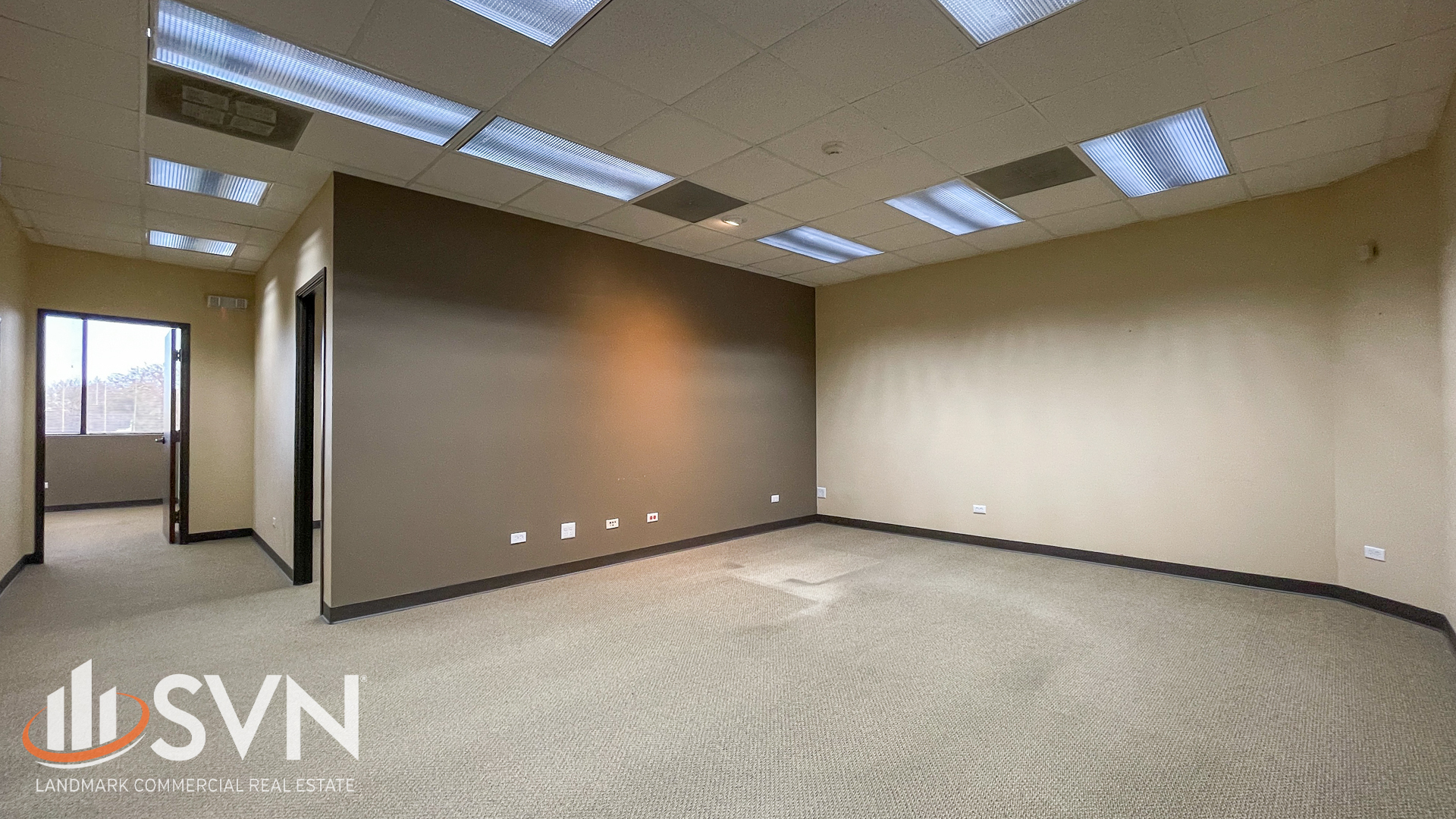 201 Houston St, Batavia, IL for lease Interior Photo- Image 1 of 6
