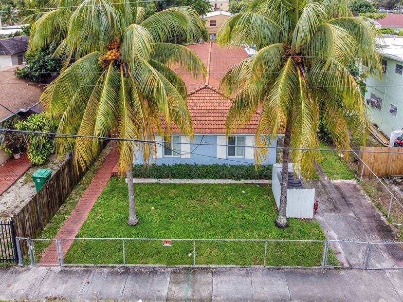 976 NW 6th St, Miami, FL for sale - Building Photo - Image 2 of 21
