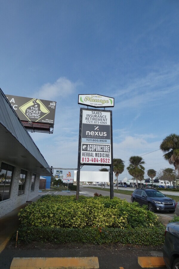 3344 Tyrone Blvd N, Saint Petersburg, FL 33710