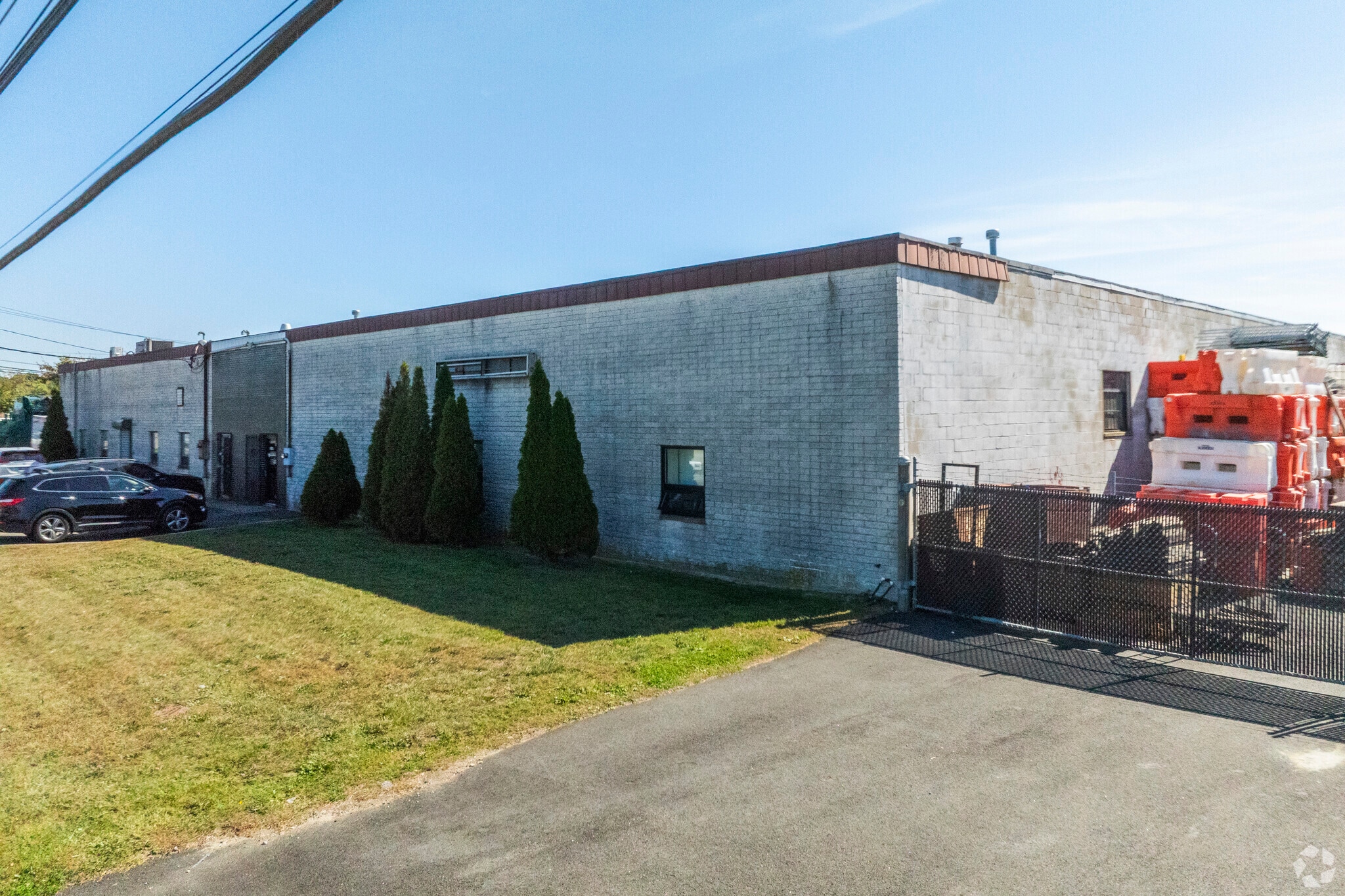 200 Patton Ave, West Babylon, NY for sale Primary Photo- Image 1 of 1