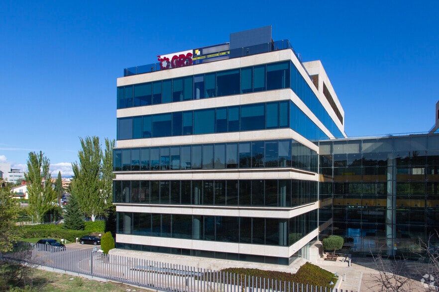 Avenida Barajas, 36, Alcobendas, Madrid for lease - Building Photo - Image 2 of 6