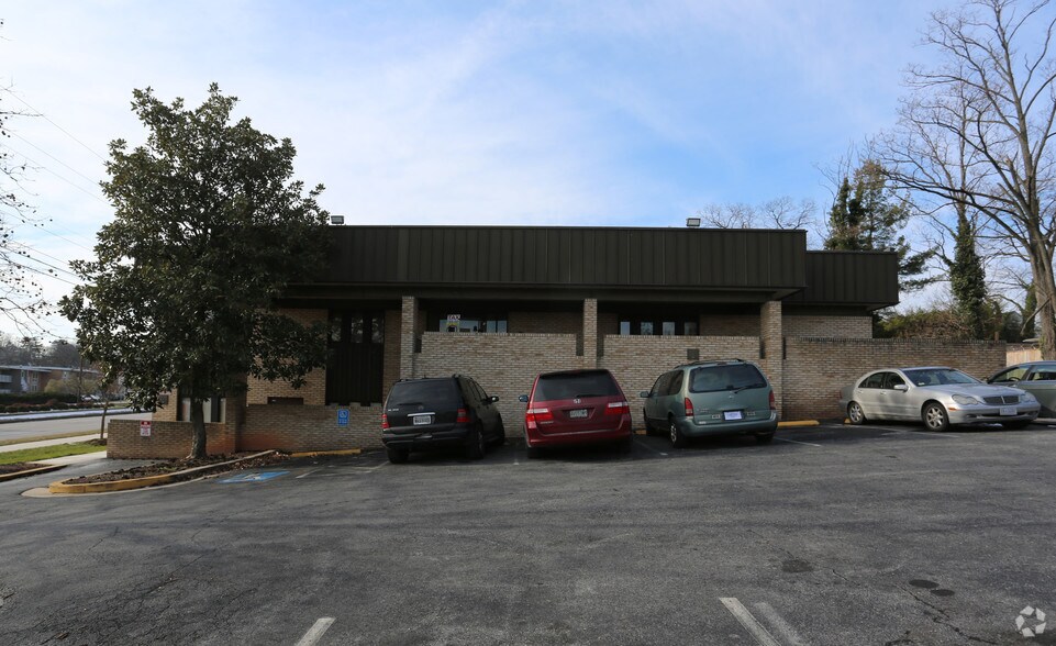 6490 Landover Rd, Hyattsville, MD 20785 Landover Professional