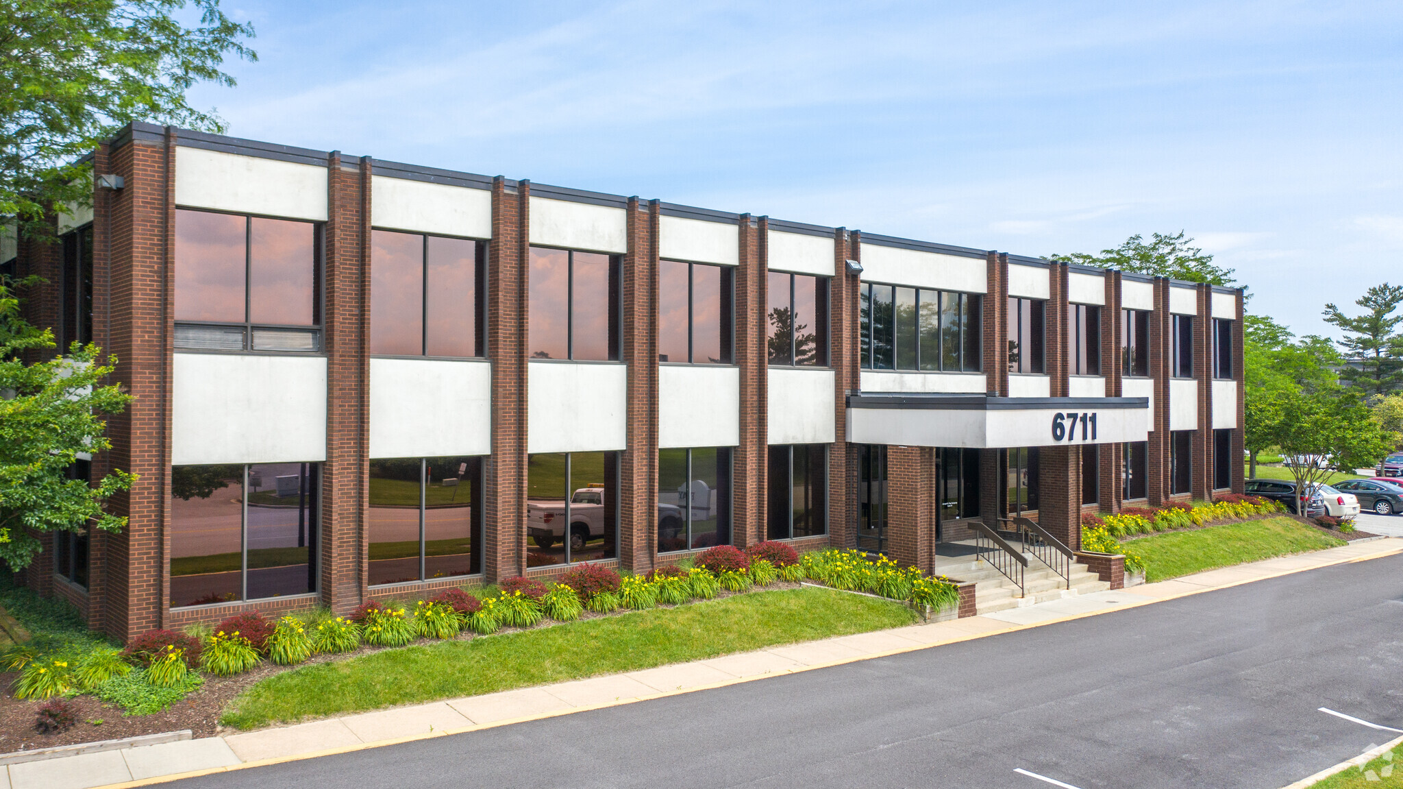 6711 Baymeadow Dr, Glen Burnie, MD for lease Building Photo- Image 1 of 5