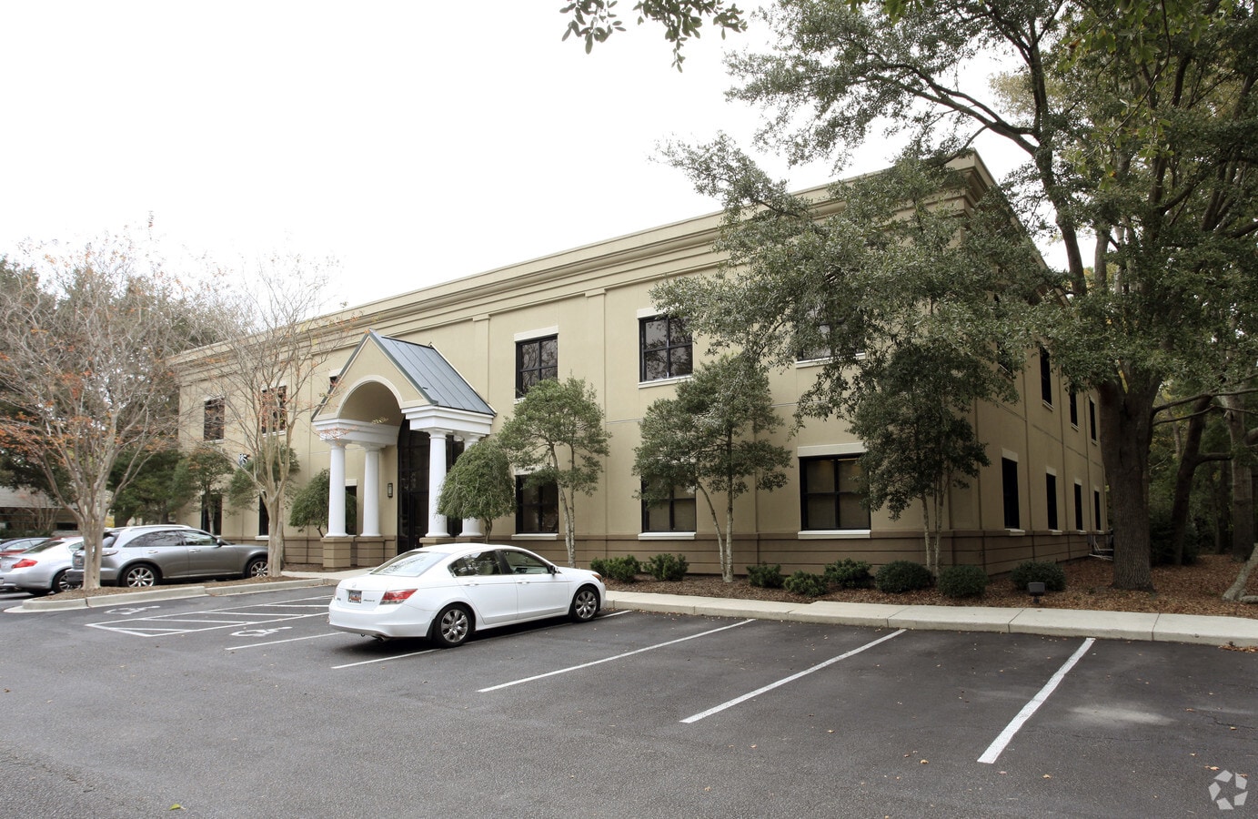 941 Houston Northcutt Blvd, Mount Pleasant, SC 29464