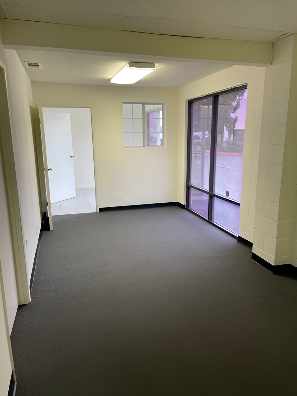 2041 E Gladstone St, Glendora, CA for lease Interior Photo- Image 1 of 6