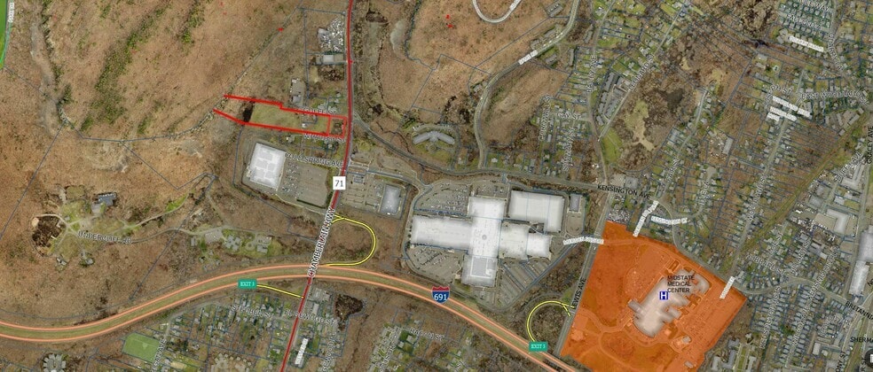 492 Chamberlain Hwy, Meriden, CT for sale - Building Photo - Image 3 of 3